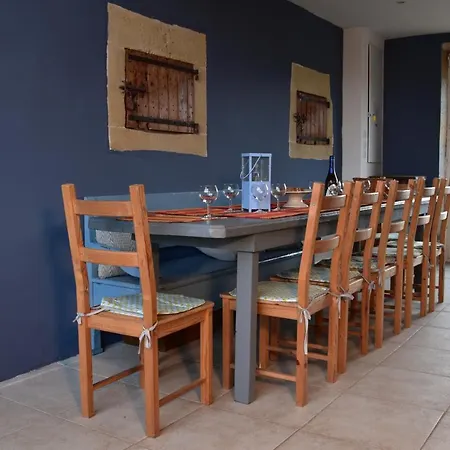 לינה וארוחת בוקר Domaine Bleu Celeste