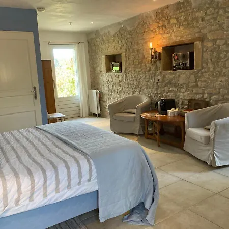 Alojamento de Acomodação e Pequeno-almoço Domaine Bleu Celeste 3*